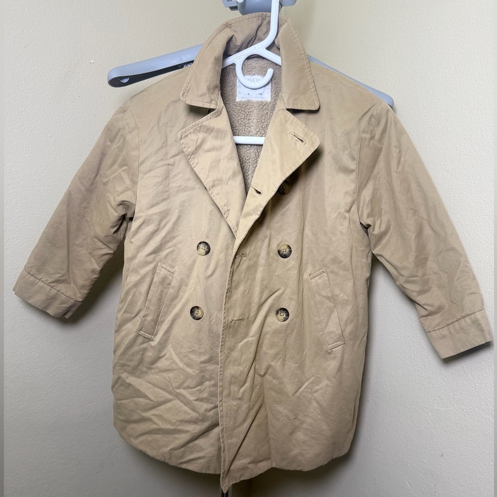 Zara Kid’s Khaki Double-Breasted Fur-lined Trench Coat, Size 6